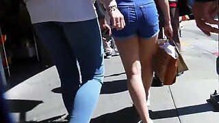 Bootycruise: Asiatico Puffe Leg Arte 29: Blue Denim Pantaloncini Corti