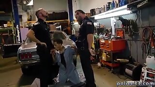 Policial cú fodendo jovem jovem e gostosa pelada policial filme