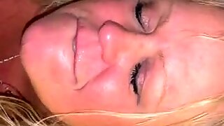 Bbw (i̇ri güzel kadın) sarışın milf (orta yaşli kadin) big freckles tits oral seks face fuck